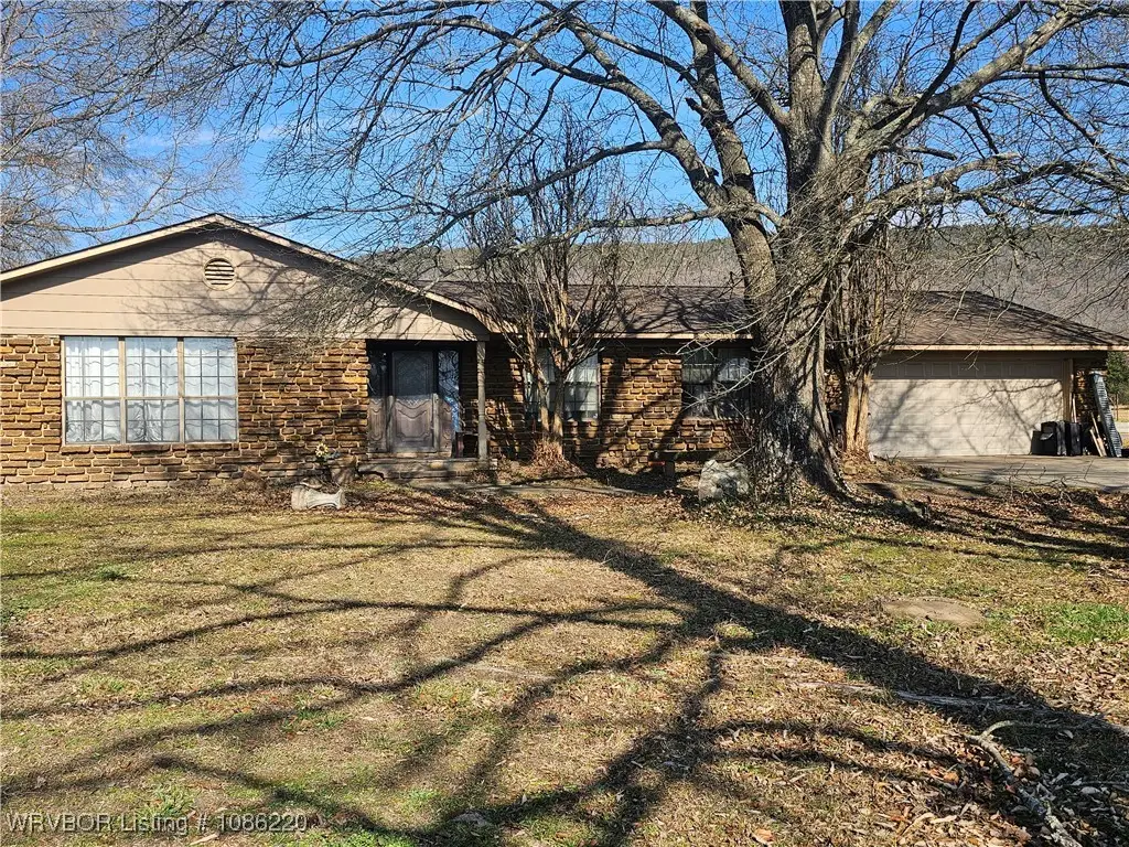 101 Schwartz Drive, Paris, AR 72855 - Image #1