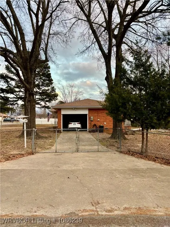 502 Wiggington, Wister, OK 74966 - Image #2