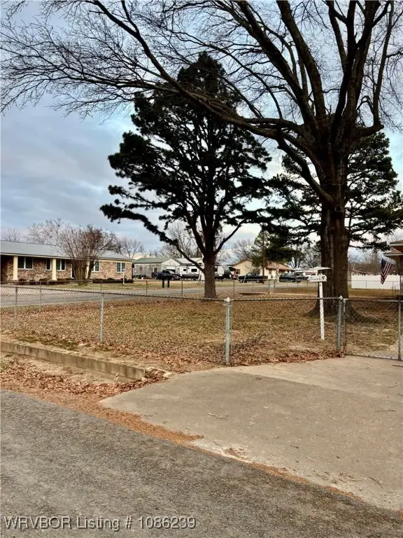 502 Wiggington, Wister, OK 74966 - Image #3