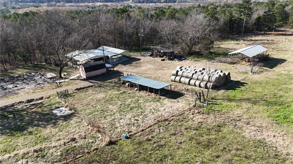11822 Valley Loop, Waldron, AR 72958 - Image #1