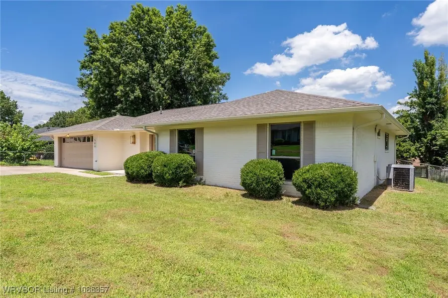 506 Jenny Wren, Van Buren, AR 72956 - Image #3