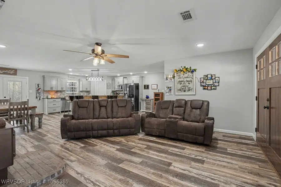 7738 Rackley Mountain Road, Chester, AR 72934 - Image #2