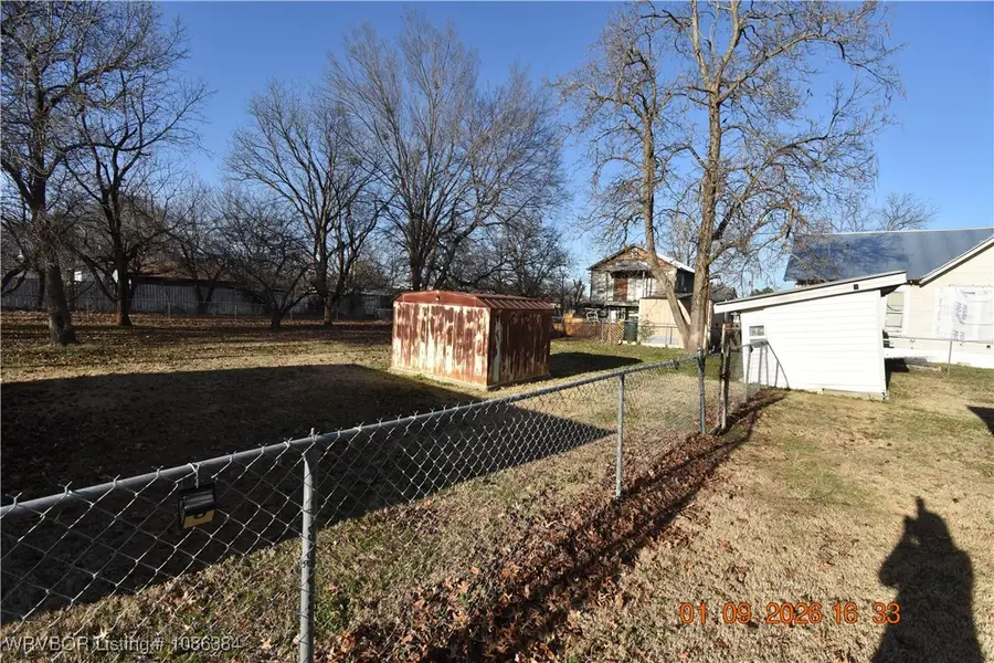 429 S Walnut Street, Sallisaw, OK 74955 - Image #3