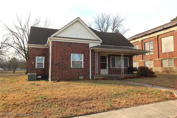 719 Main Street, Charleston, AR 72933