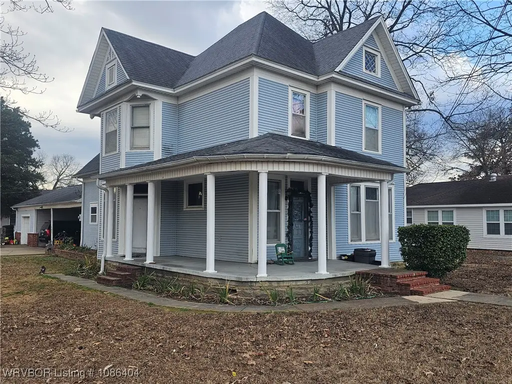 914 E Chism Street, Paris, AR 72855 - Image #1