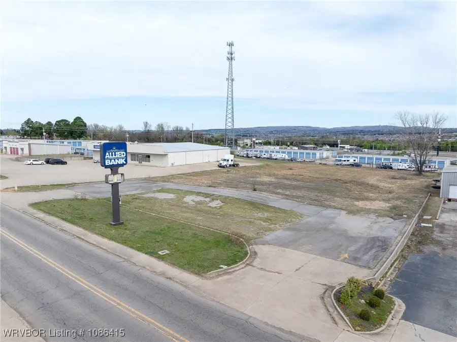 112 W Pointer Trail, Van Buren, AR 72956 - Image #2