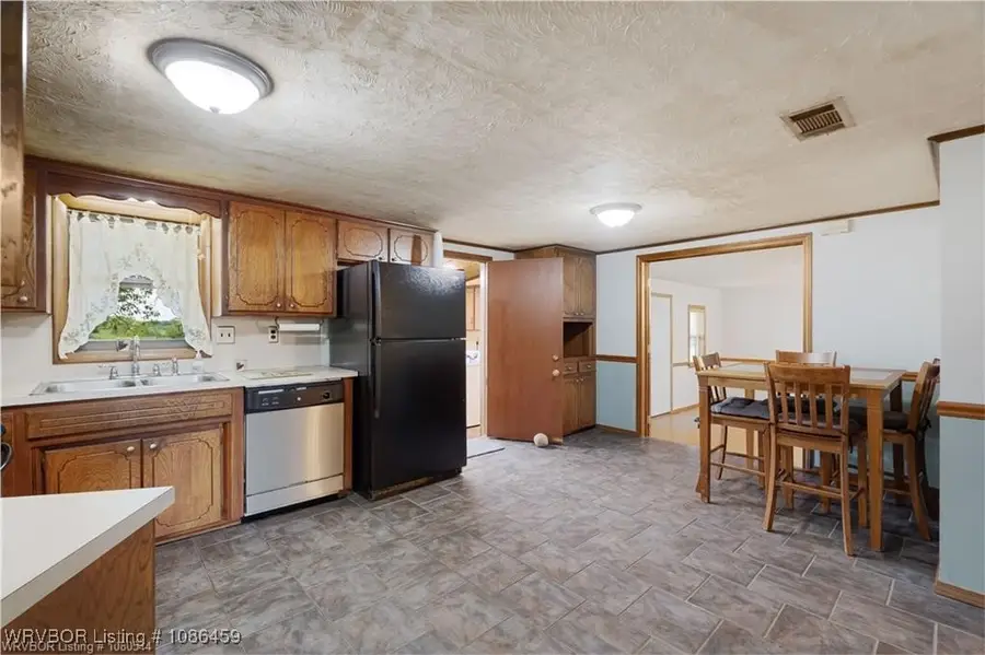 10549 Winn Mountain Place, Mountainburg, AR 72946 - #3