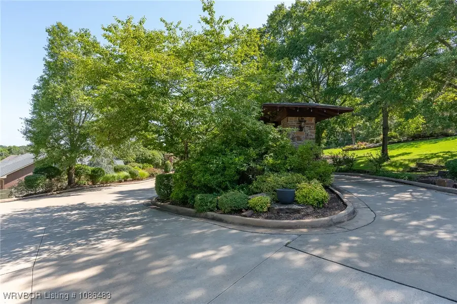 4917 Oak Hollow Drive, Fort Smith, AR 72903 - Image #2