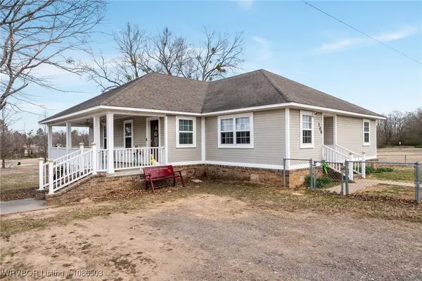104 W Houston Street, Lavaca, AR 72941