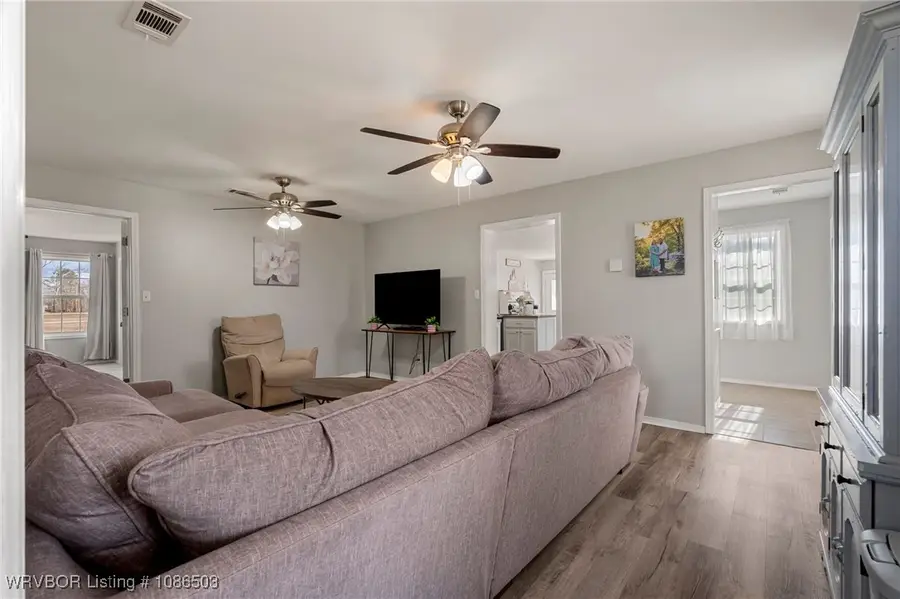 104 W Houston Street, Lavaca, AR 72941 - Image #3