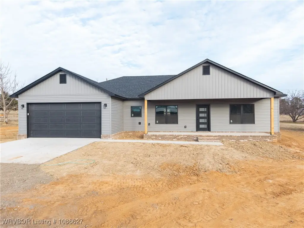 101 Hall Lane, Pocola, OK 74902 - Image #1