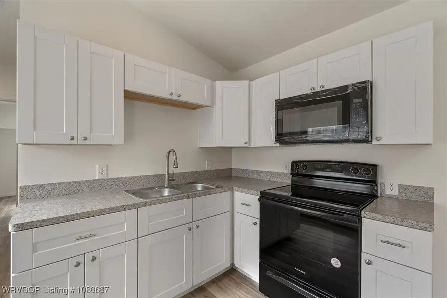 8241 Lazy Brook Road, Rudy, AR 72952 - Image #3