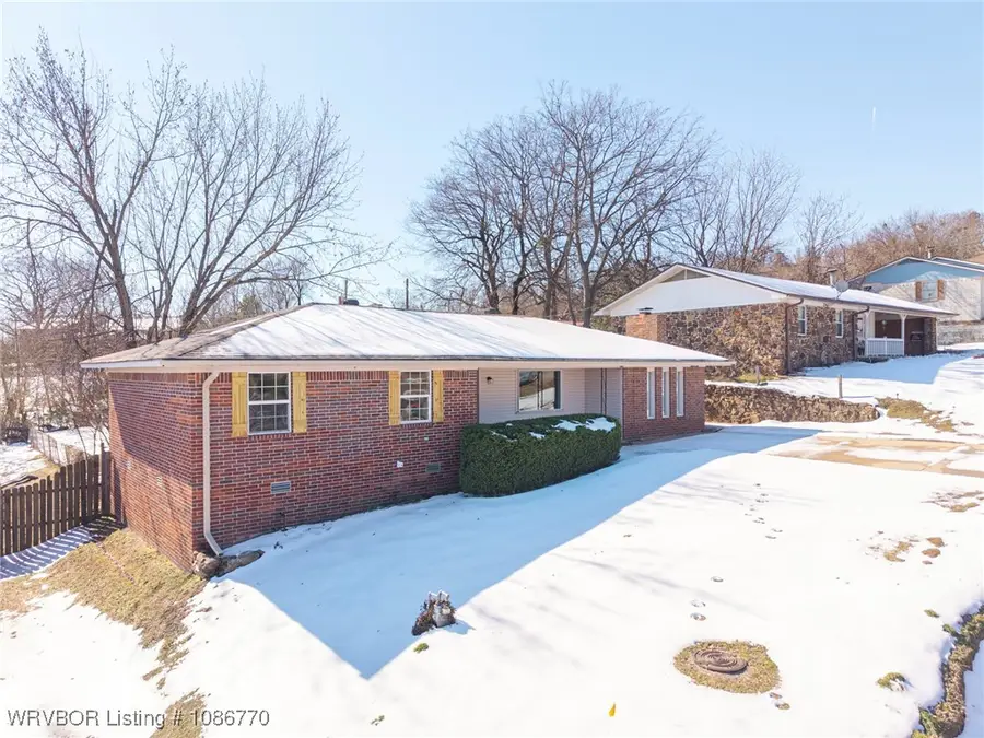 1804 Parkview Street, Van Buren, AR 72956 - #3