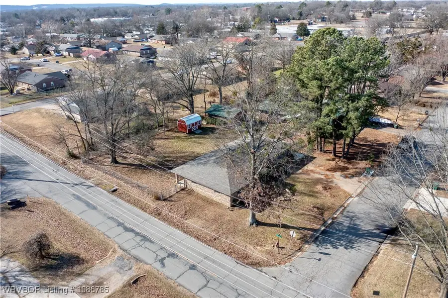 922 E Hazel, Sallisaw, OK 74955 - #3