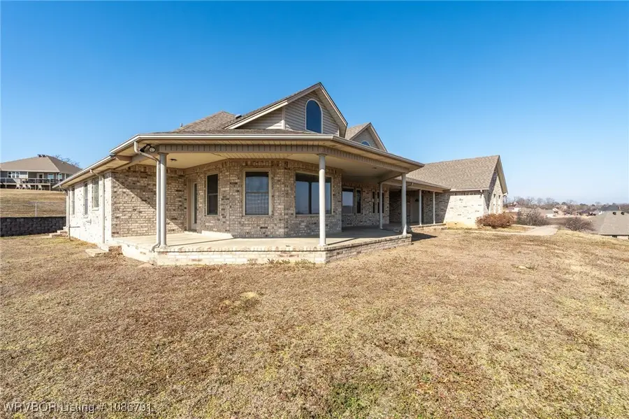 2112 Lisa Lane, Van Buren, AR 72956 - #3