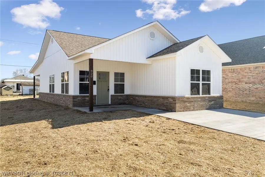 920 N 13th, Fort Smith, AR 72901 - #2