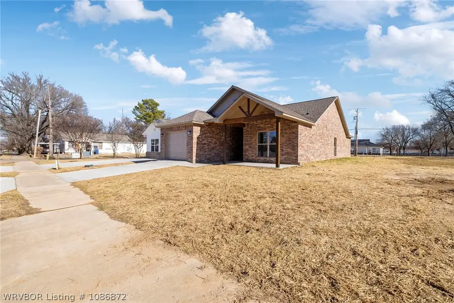 916 N 13th, Fort Smith, AR 72901 - #2