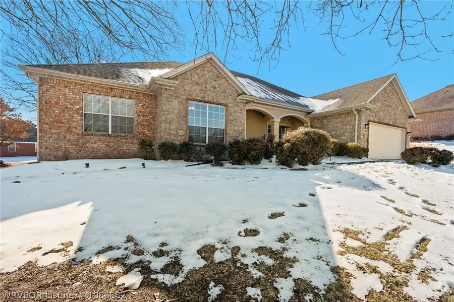 2307 Parkway Lane, Van Buren, AR 72956 - #2