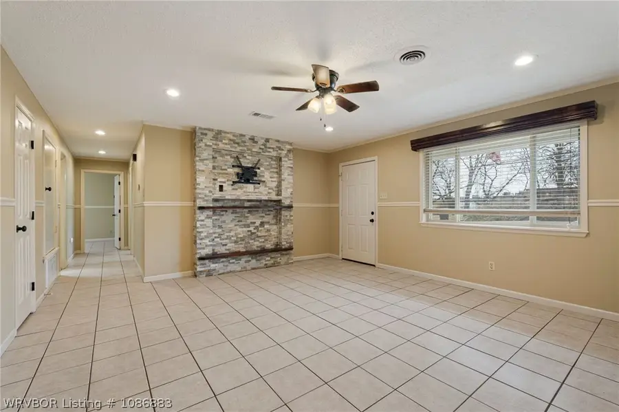 2205 Woodrow Street, Van Buren, AR 72956 - #3