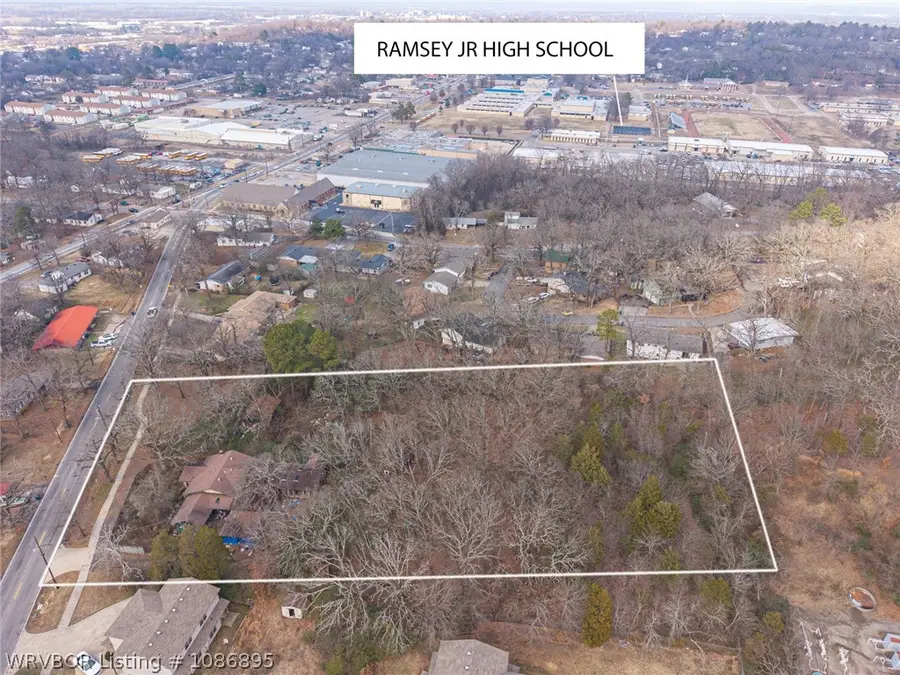 3821 Old Jenny Lind Road, Fort Smith, AR 72901 - #2