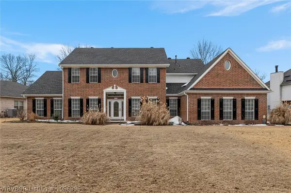 2100 Rannoch Trace, Fort Smith, AR 72908