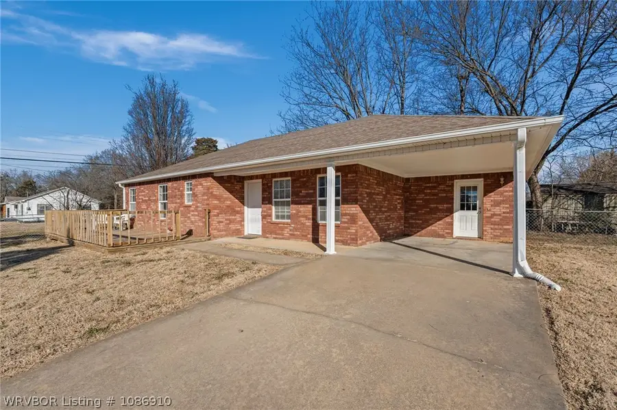 517 W Argyle Avenue, Sallisaw, OK 74955 - #3