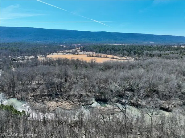 34300 River Road, Whitesboro, OK 74577