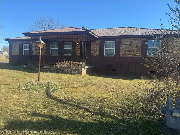 123 College, Huntington, AR 72940