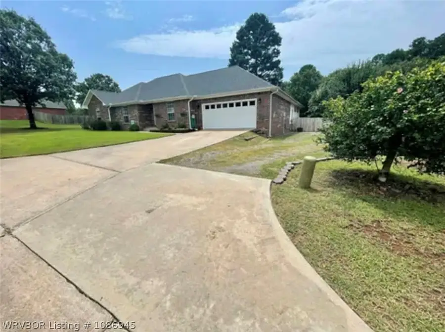 1901 Ridgewood Drive, Clarksville, AR 72830 - #2