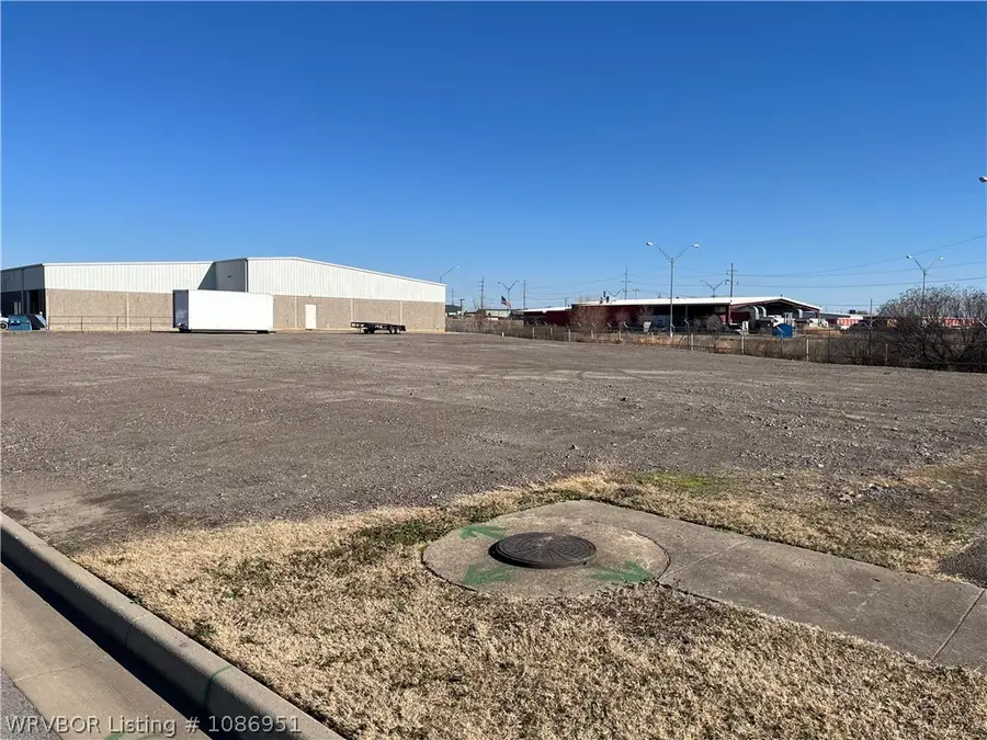 2350 Ingersoll Circle, Fort Smith, AR 72908 - #3