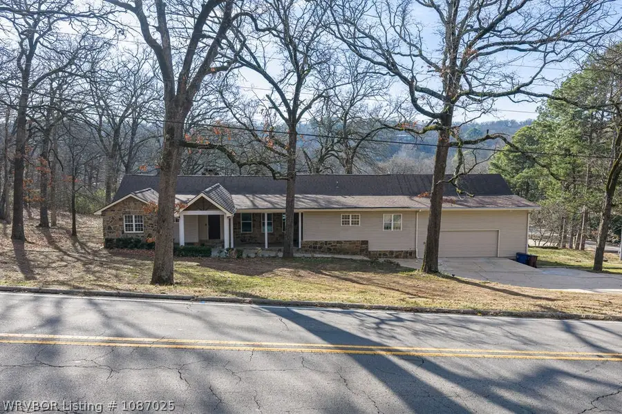 2802 Dallas Street, Fort Smith, AR 72901 - #2