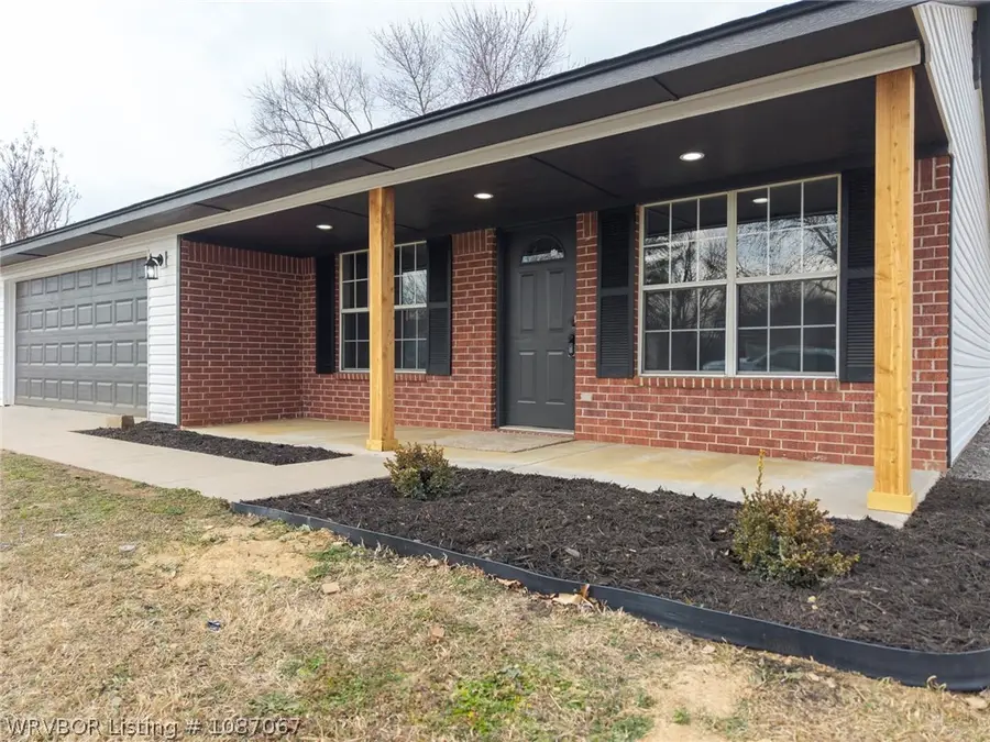 121 Saskatchewan Road, Roland, OK 74954 - #2