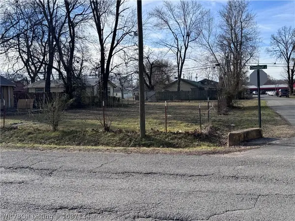 199 N Seventh, Stilwell, OK 74960