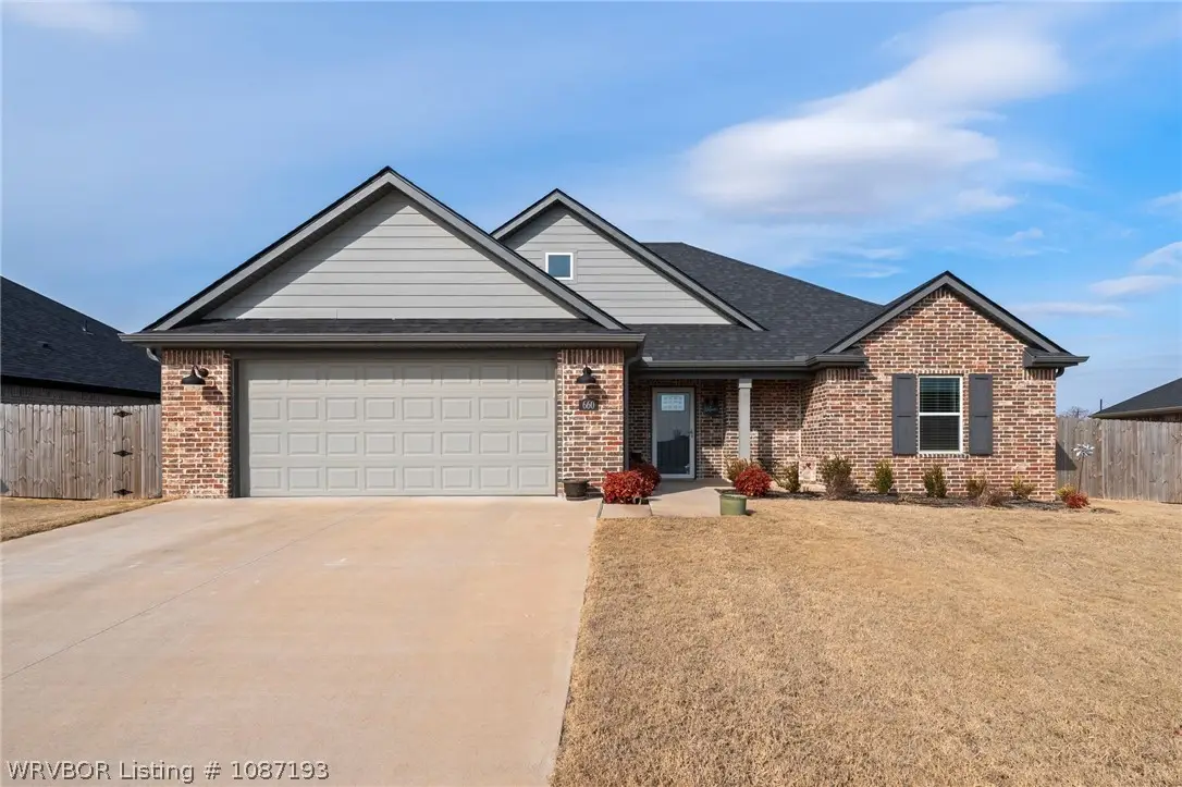 660 Hickory Meadows Avenue, Tontitown, AR 72762 - #1