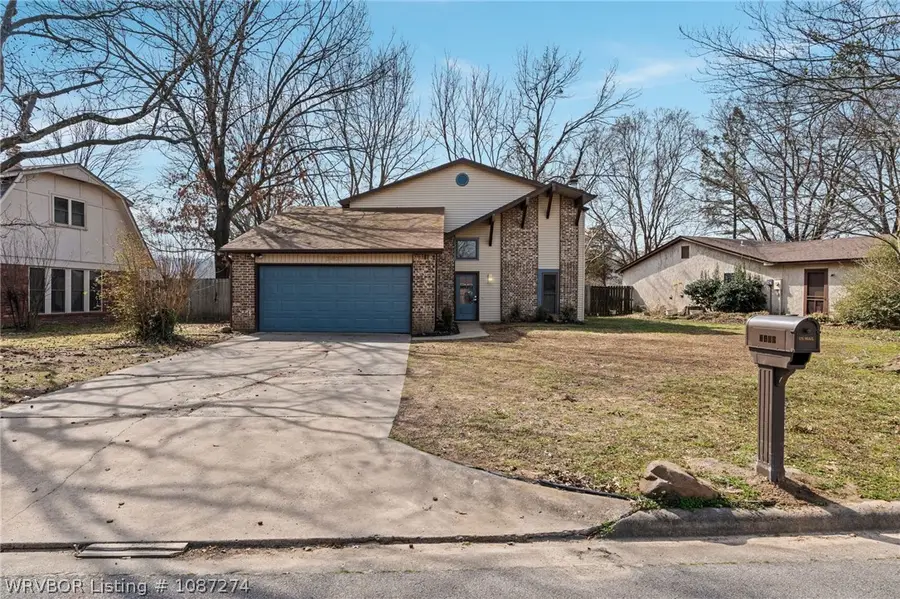 3400 Bryn Mawr Circle, Fort Smith, AR 72904 - #2