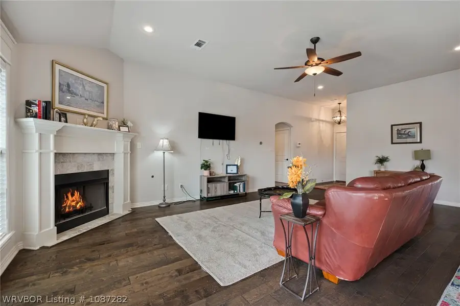 5612 Thomas Road, Fort Smith, AR 72916 - #3