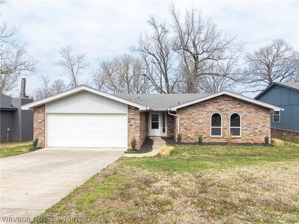 504 M Street, Barling, AR 72923 - #1
