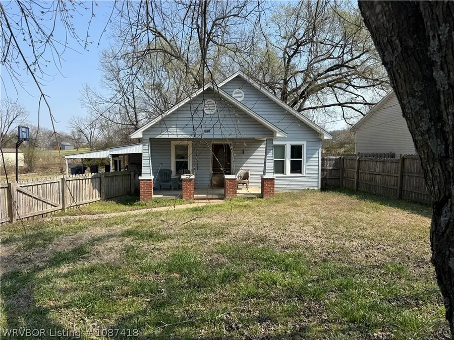 704 N 253 Highway, Lavaca, AR 72941 - #2