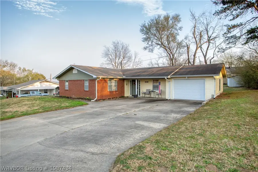 109 Miami Street, Greenwood, AR 72936 - #3