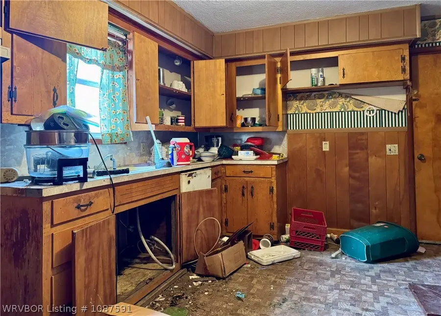 102 NW 2nd Street, Muldrow, OK 74948 - #3