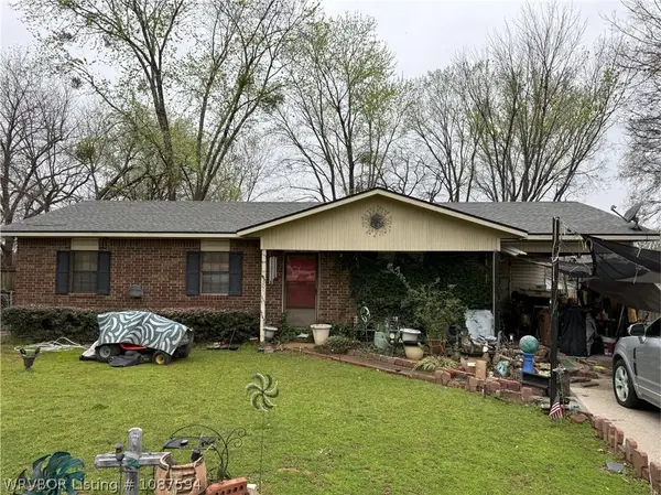 4301 Walnut Street, Van Buren, AR 72956