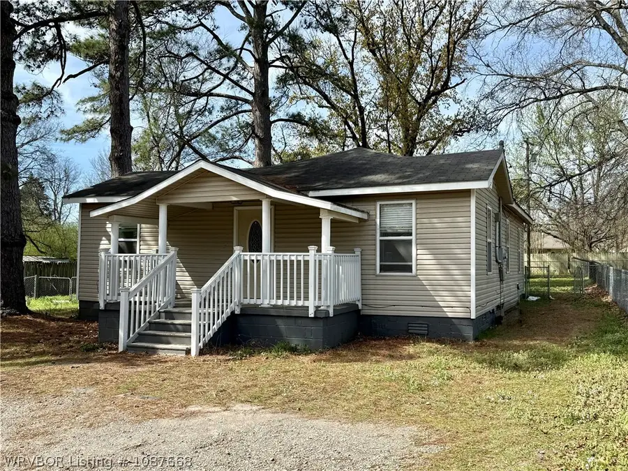 207 Pearl Street, Poteau, OK 74953 - #3