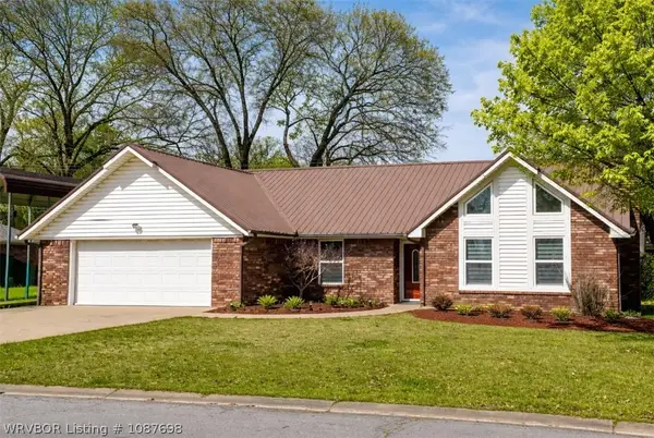 921 E Helen Street, Sallisaw, OK 74955