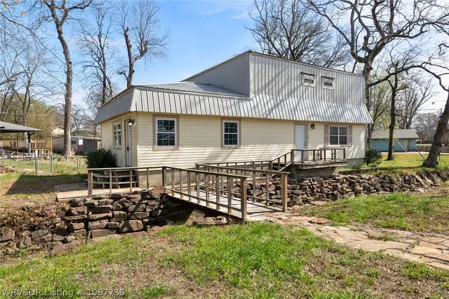 410 H Street, Barling, AR 72923 - #2