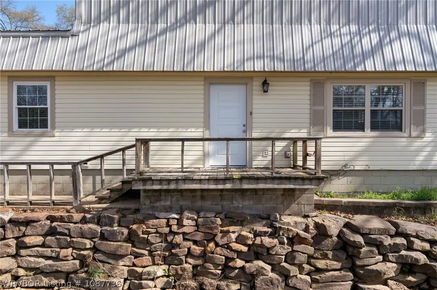 410 H Street, Barling, AR 72923 - #3