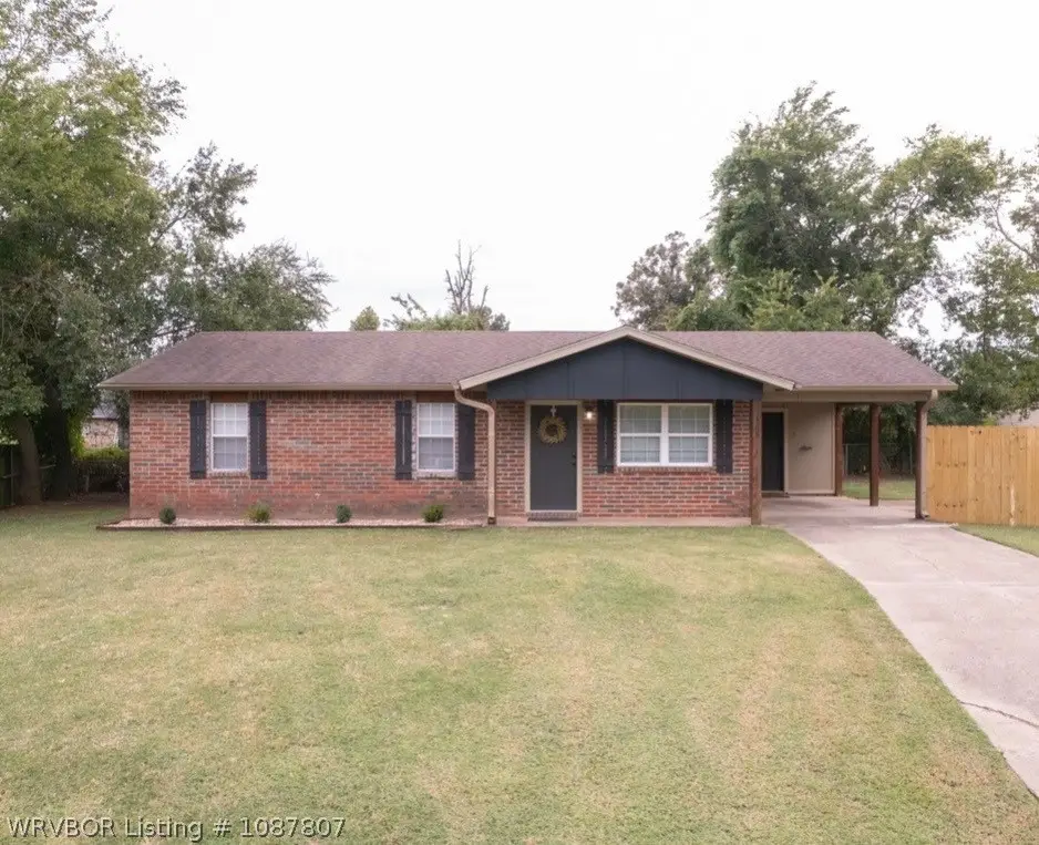 1205 M Terrace, Barling, AR 72923 - #1