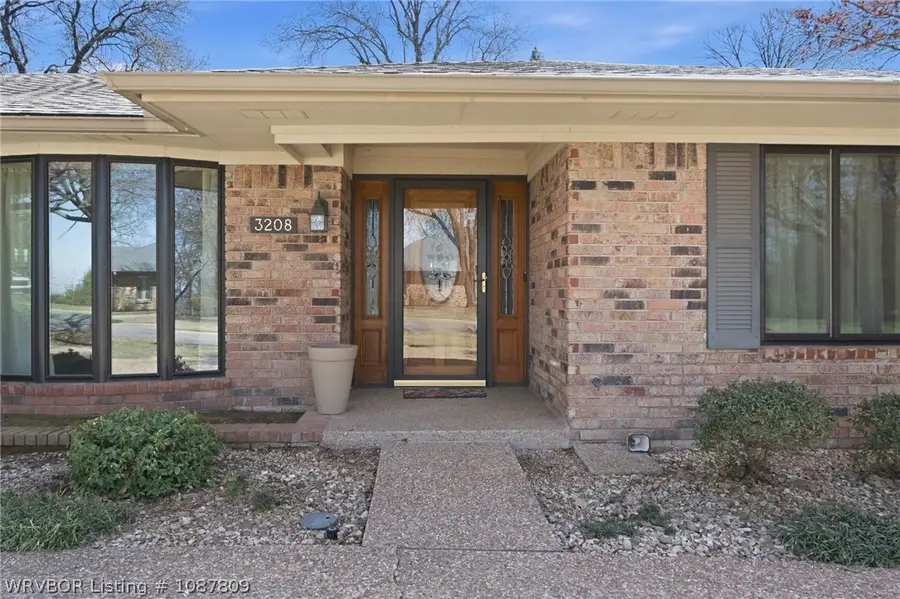 3208 Royal Scots Way, Fort Smith, AR 72908 - #3