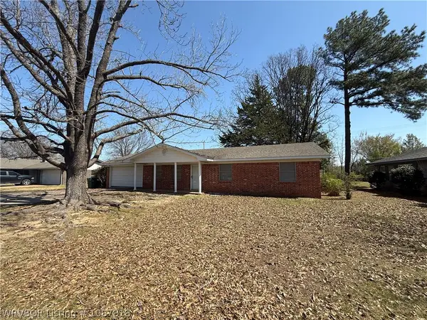 306 S Mcgee Drive, Sallisaw, OK 74955