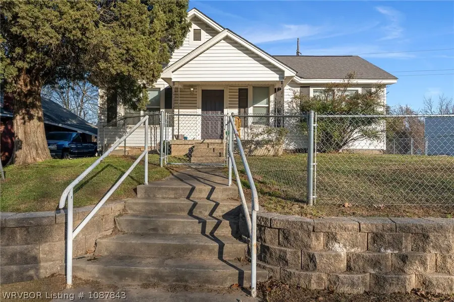 1925 N 6th Street, Fort Smith, AR 72904 - #2