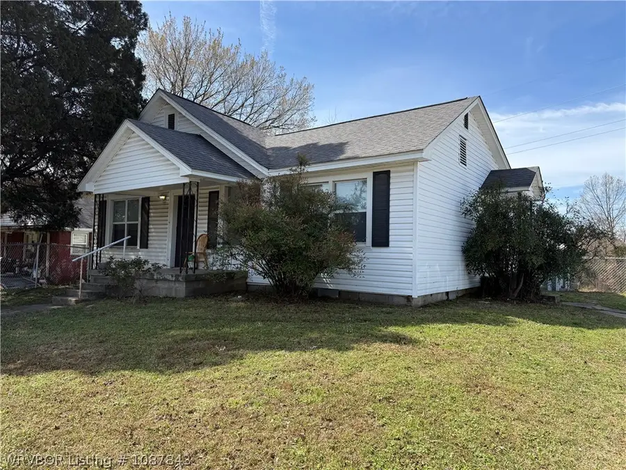 1925 N 6th Street, Fort Smith, AR 72904 - #3